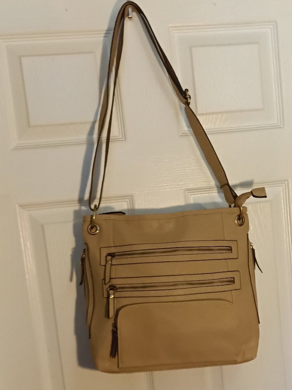 Bueno Multi-pocket Bag